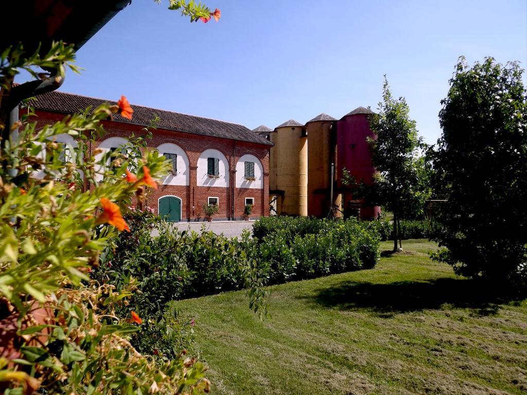 Villa Agriturismo Cascina Nuova Valenza Exterior foto